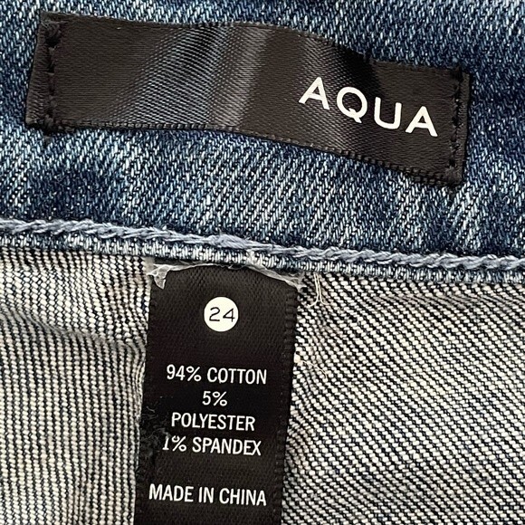 NWT Aqua‎ Pearl Embellished Distressed Straight Leg Jeans Ankle Cropped Size 24 - Picture 6 of 11